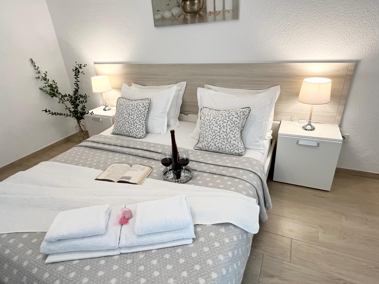 4-Person Big Apartment